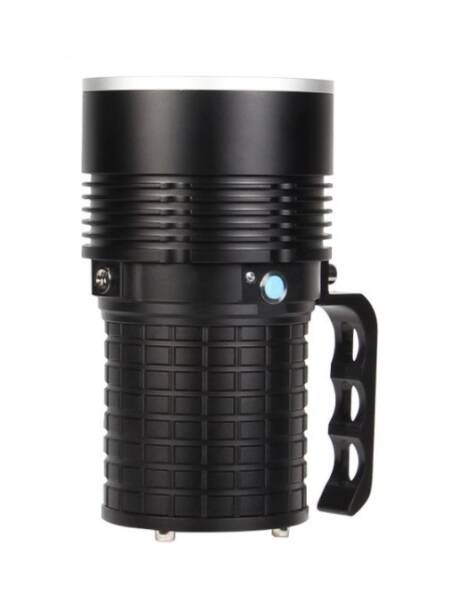 LANTERNA REINCARCABILA CU ACUMULATORI 4x26650 LED CREE XML-2 M007