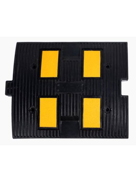 LIMITATOR DE VITEZA RUTIER CAUCIUC NEGRU CU PATRU BENZI REFLECTORIZANTE 40X50CM