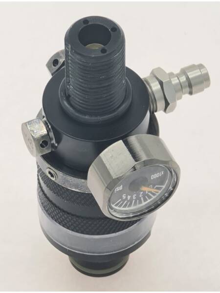 REGULATOR CU MANOMETRU BUTELIE PUSCA PAINTBALL 5000PSI
